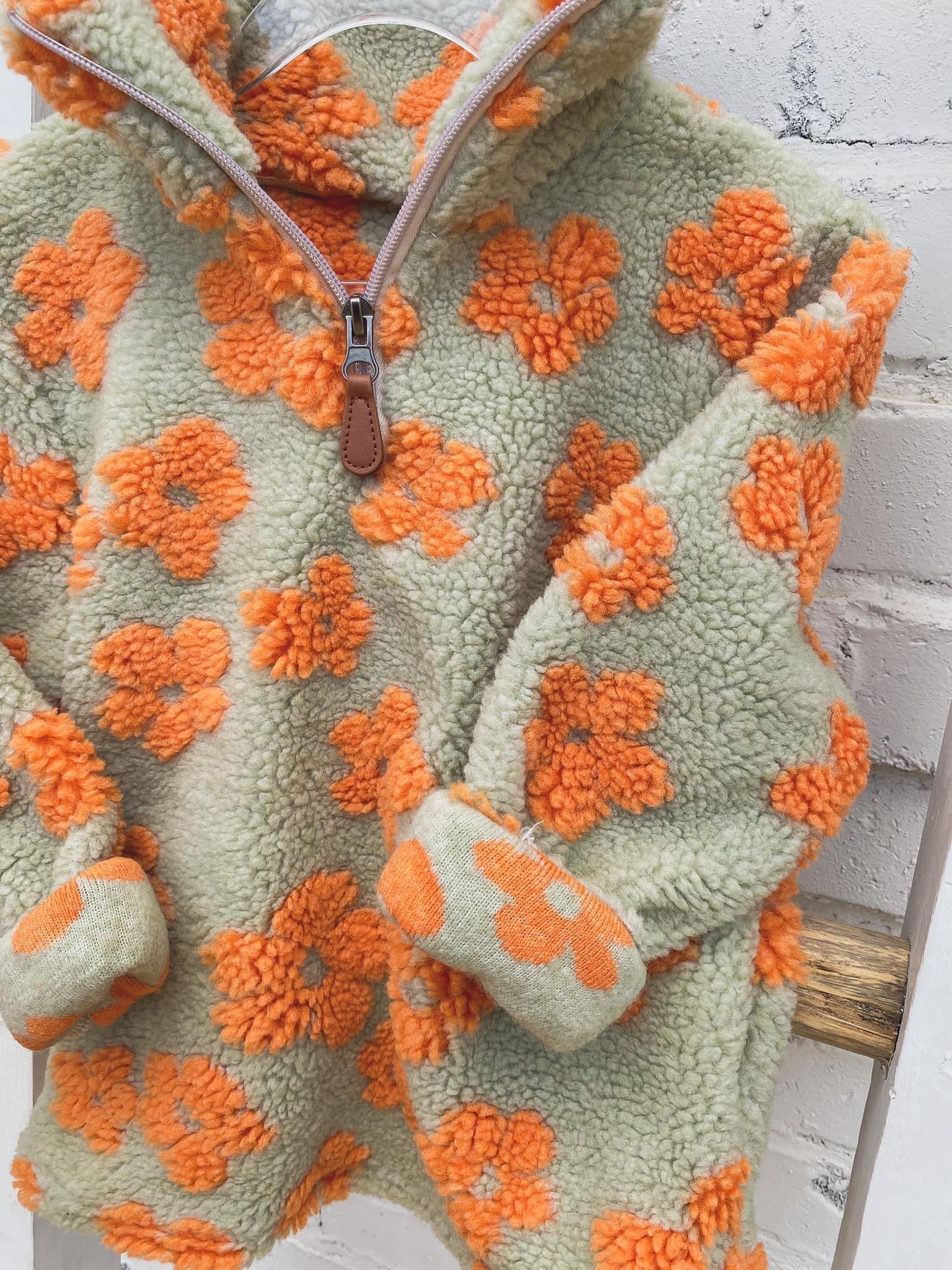Kiddos orange & green daisy sherpa