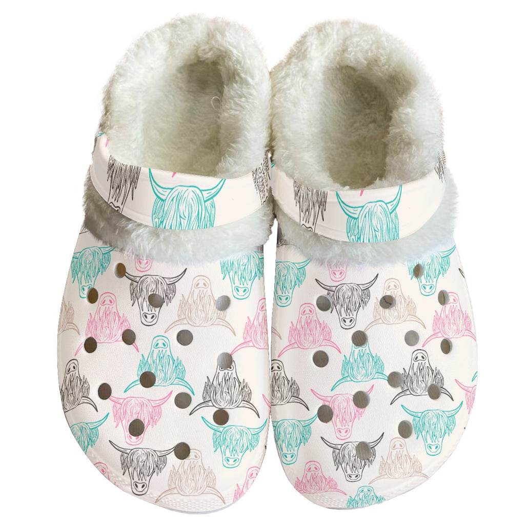 Pastel turquoise, pink, & black highland cow Women's Classic Clogs with Fleece