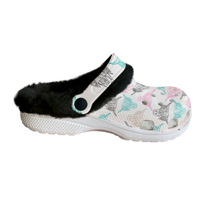 Pastel turquoise, pink, & black highland cow Women's Classic Clogs with Fleece