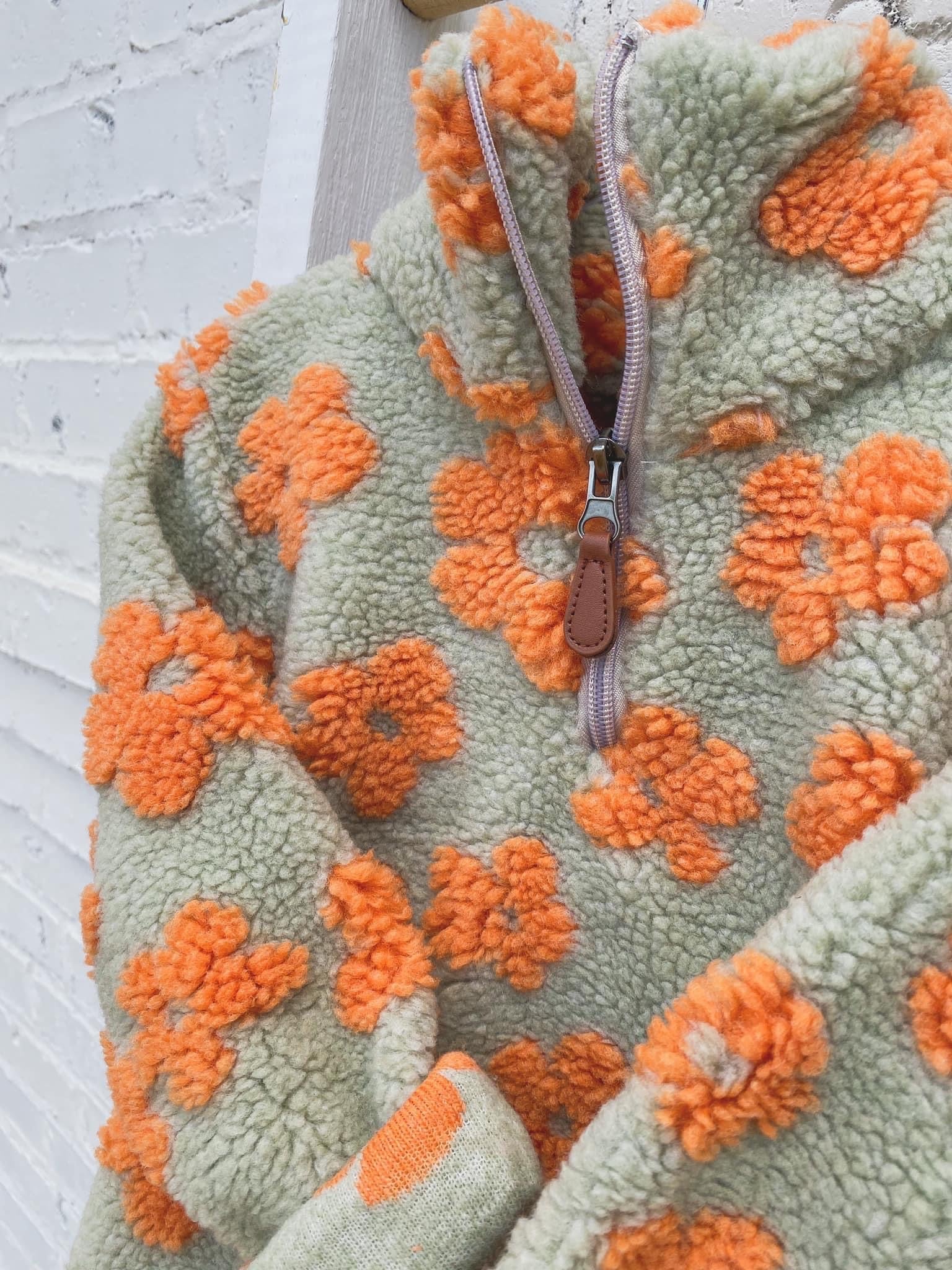 Kiddos orange & green daisy sherpa