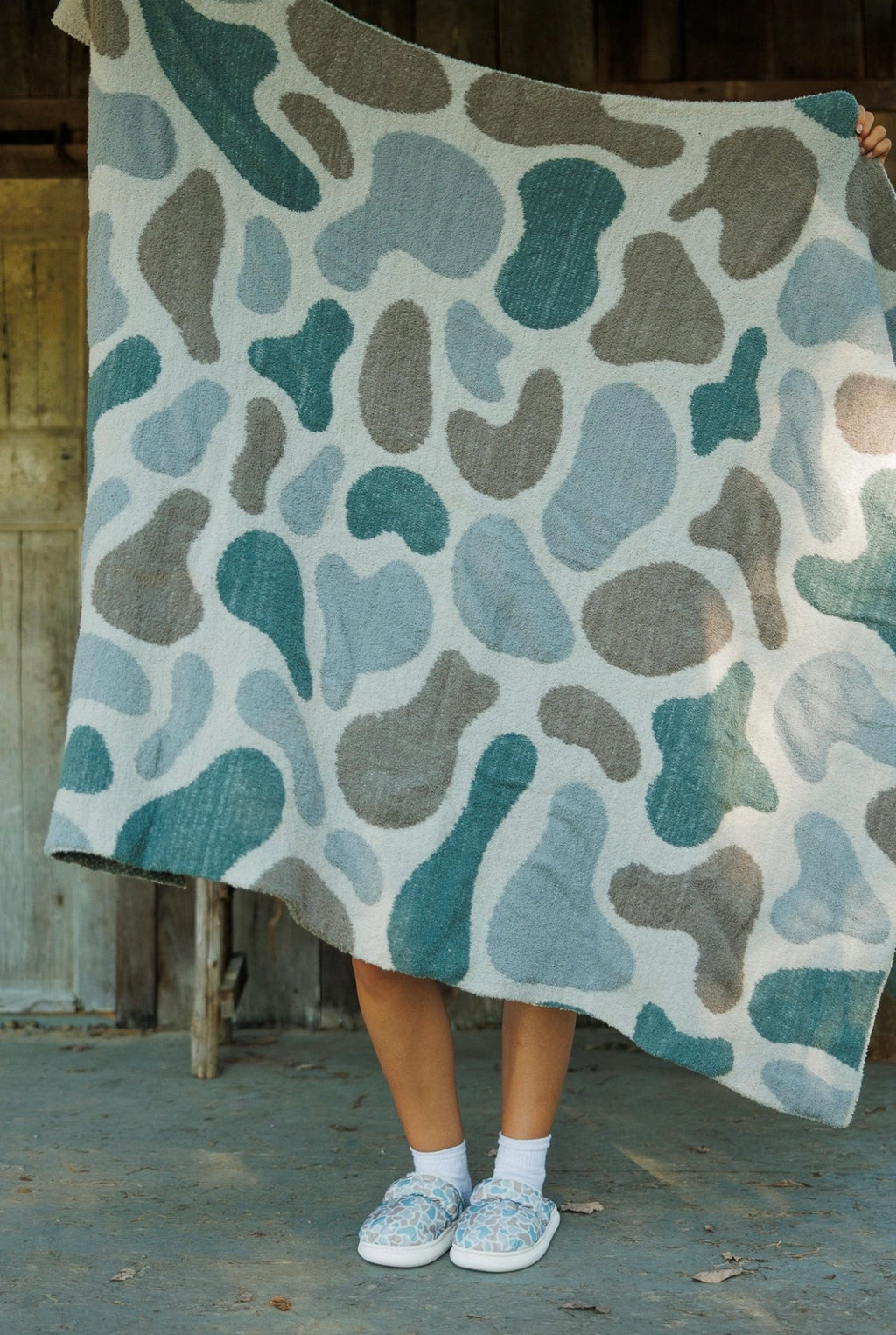 PRE ORDER CAMO DREAM BLANKET