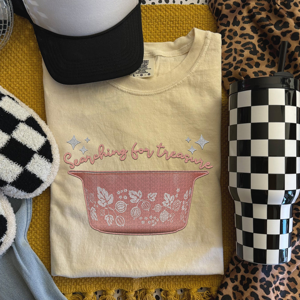 Searching for Treasure Pink Dish | Comfort Colors Tee or Gildan Crewneck Sweatshirt